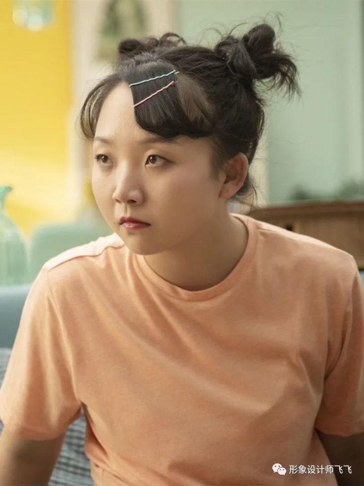 风格解读:辣目洋子不愧为时尚精灵,各种奇葩造型她都能轻松驾驭