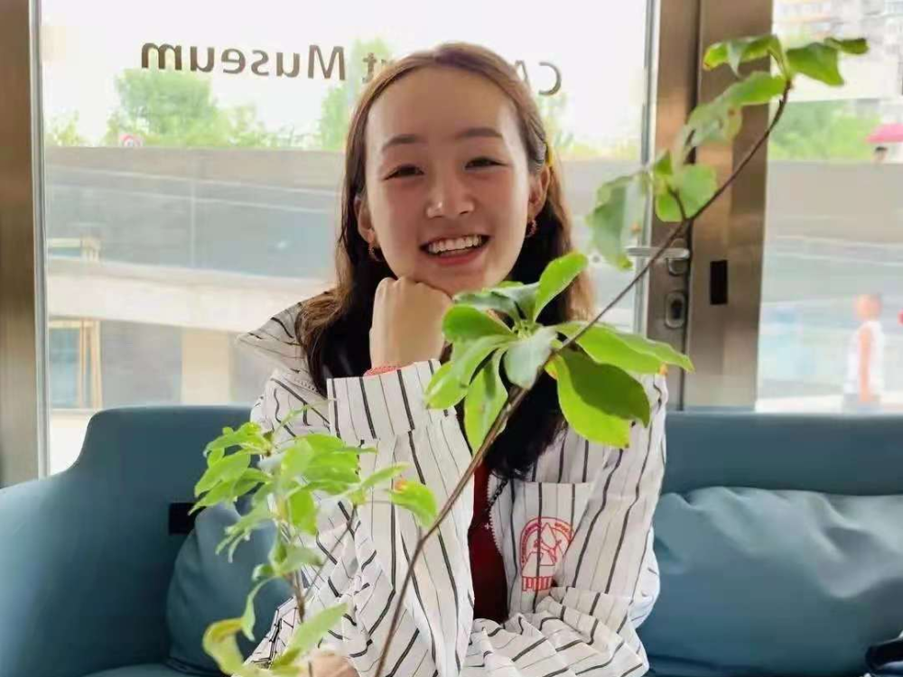 党员警娃肖雁宁世锦赛亚运会摘过金东京奥运会又夺银