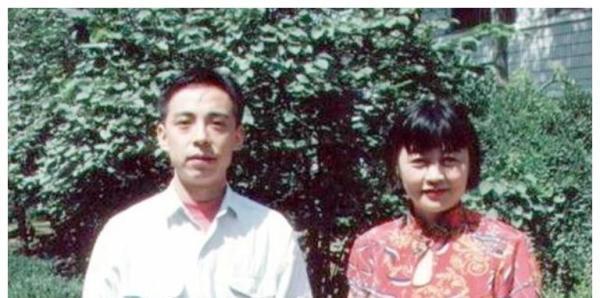 京剧大师于魁智和梁以薇的爱情一个爱吃西餐另一个爱吃炸酱面