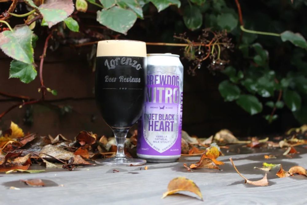 2020年,百威英博在美国推出了首款氮气啤酒"budweiser nitro reserve