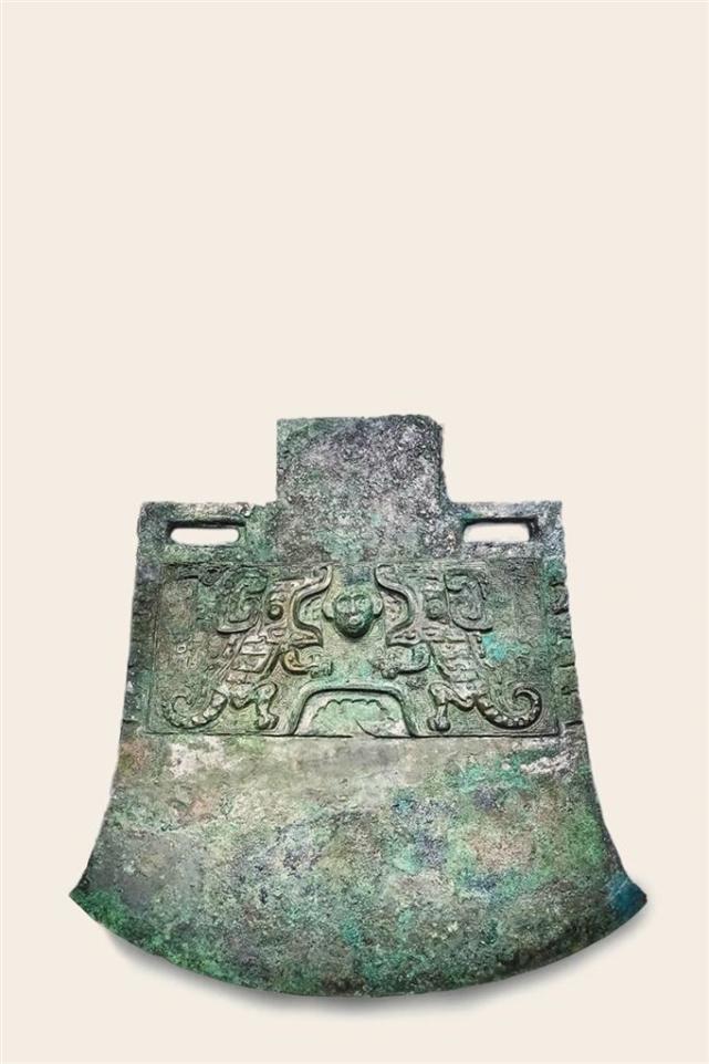 打开眼界丨古代这些权杖，深埋黄沙中 难入君王手_腾讯新闻