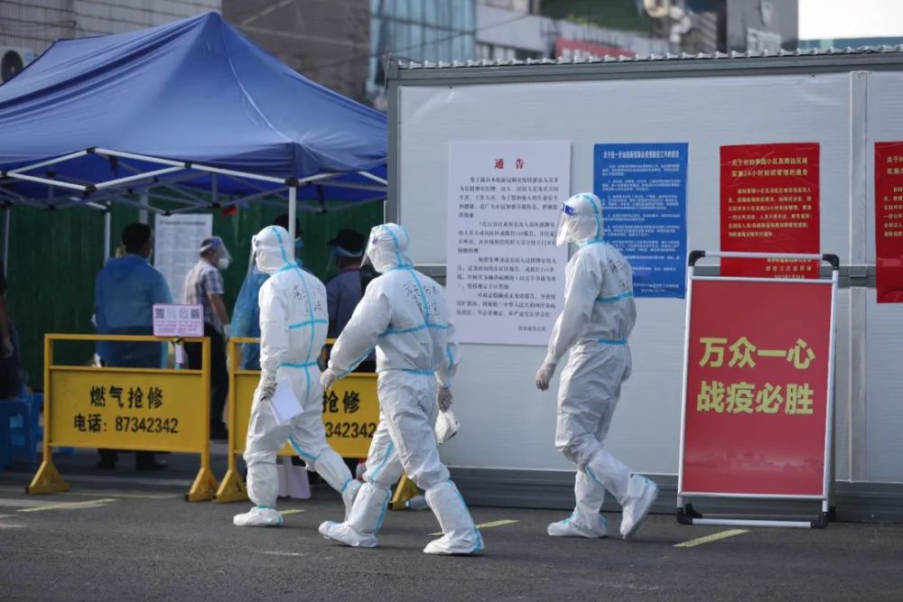 广陵区湾头镇联合村由中风险地区调整为高风险地区.