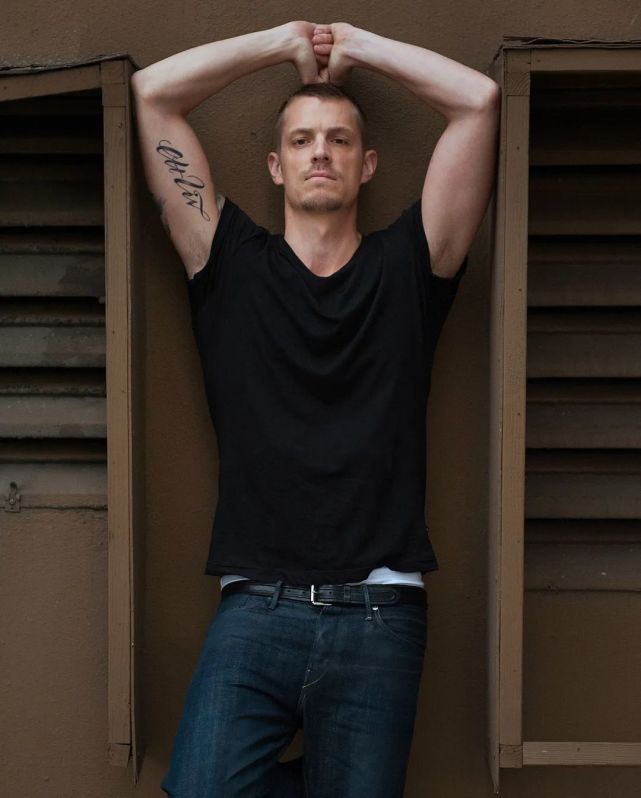 "天使面孔魔鬼身材"诠释者:除了两部《自杀小队》,乔尔·金纳曼在