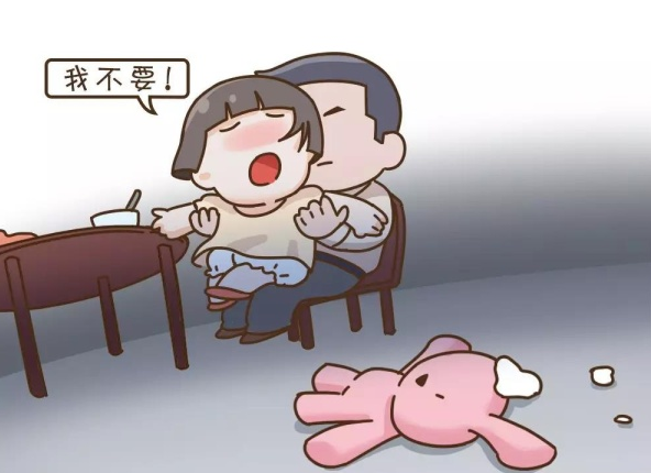 父亲过分疼爱女儿女儿叛逆忤逆气疯了妈妈还嘚瑟