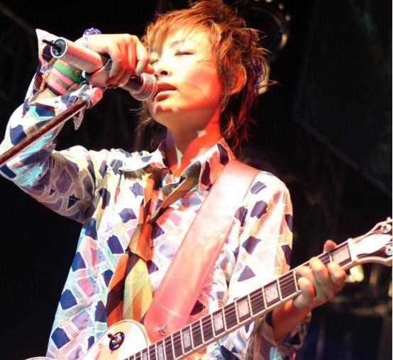 2009年陈琳为啥在好友张蔷家穿红鞋跳楼背后隐藏什么内情