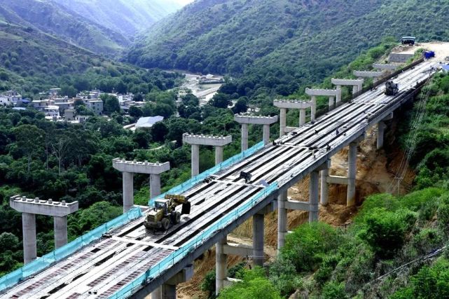 又一新高速砸中云南,预计2023年完工,玉溪或迎"腾飞"