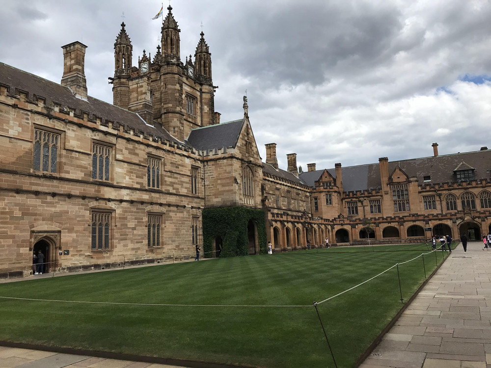 堪培拉大学相当于中国什么层次的大学?