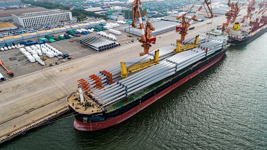 风电叶片装船出海提供绿色能源