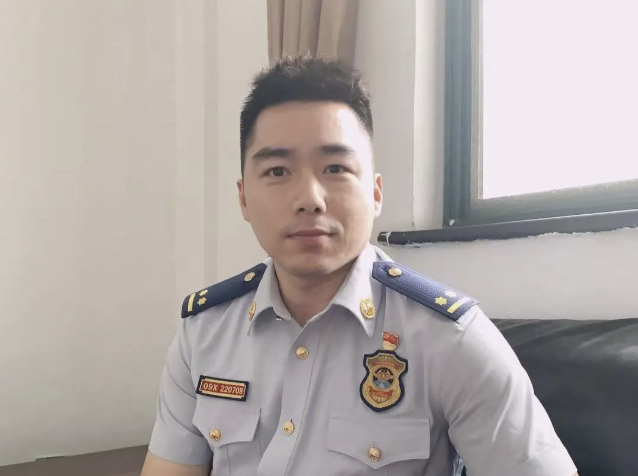 丰晨敏,汤伟佳烈士荣获2021年6月"中国好人榜—敬业