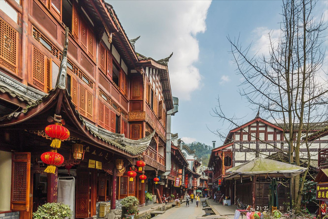 国家4a级旅游景点,被称为"中国好莱坞",就在成都,门票免费