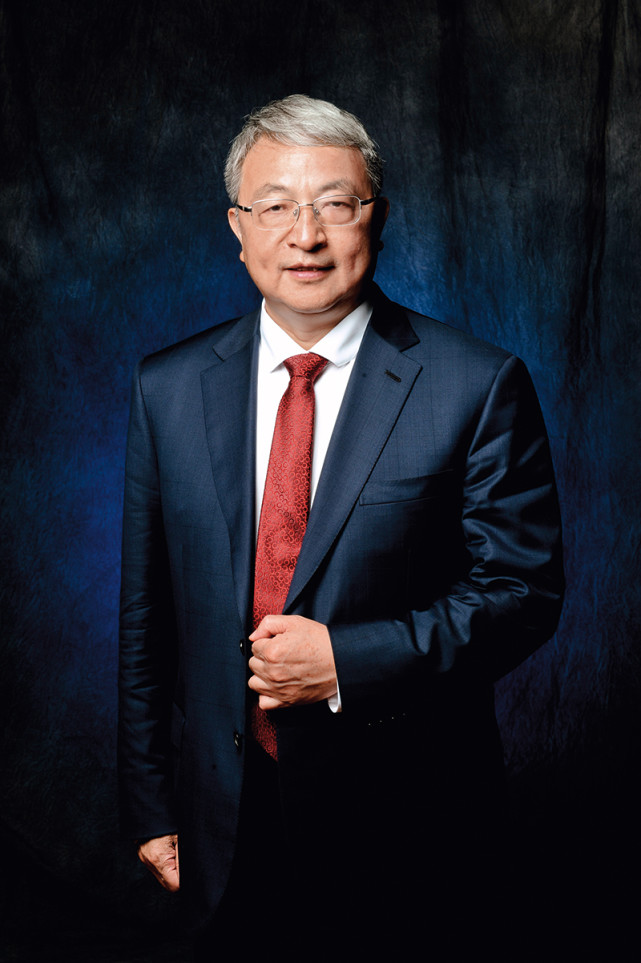 瞭望｜中国科学院院士、青海大学校长王光谦：“硬是在麻袋上绣出了一朵花”——青海大学如何脱胎换骨？_腾讯新闻