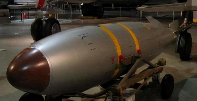 要知道,当今世界最强大的武器就是核武器,而中国研发出的金属氮就属于