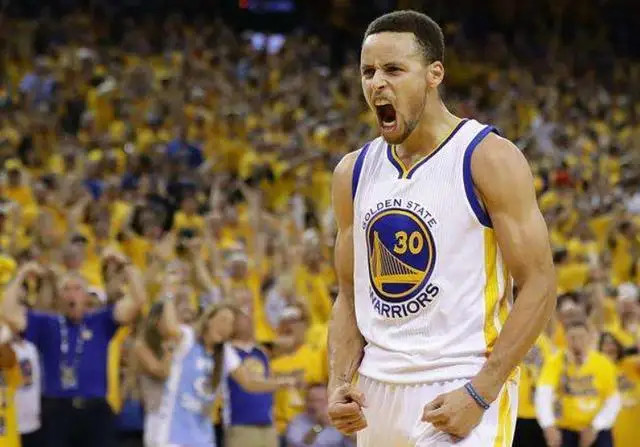 库里 NBA三分神射那么多，为何库里却可以独树一帜，他到底强在哪里？