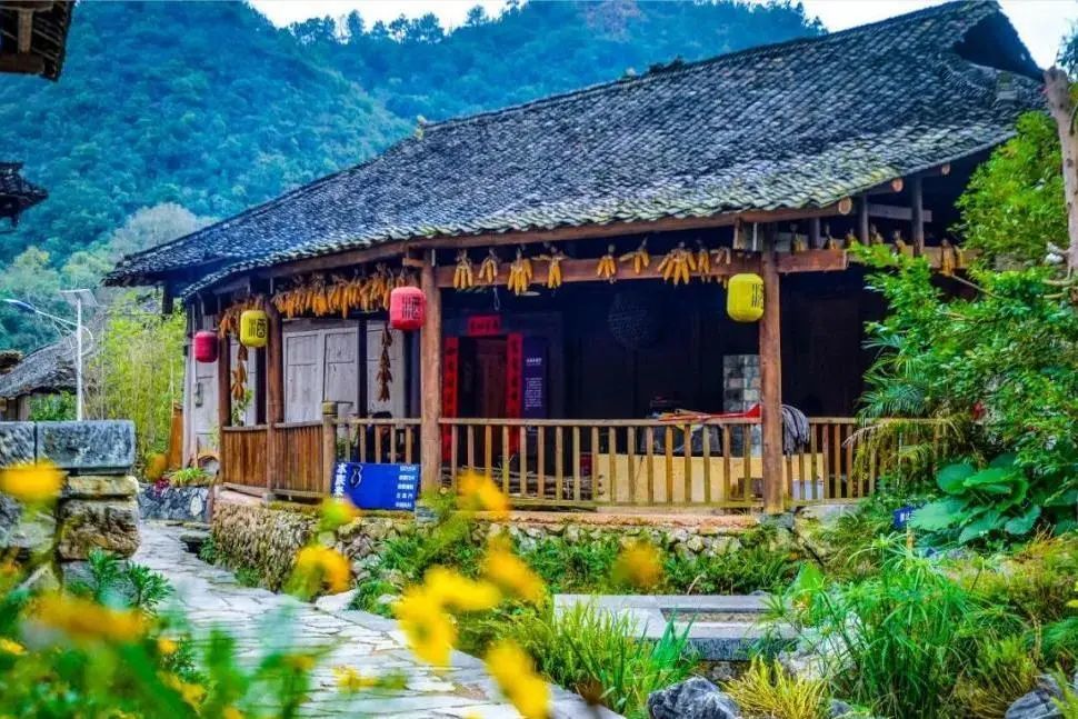 乡游黔中荔波县拉片村│寻觅瑶山古寨的遗风雅趣