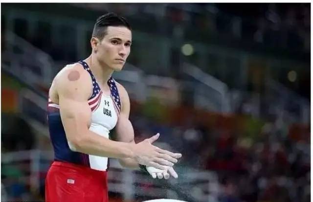 火罐排行_中国拔火罐在NBA火了,坎特满背都是火罐,罗斯直接在胸前拔