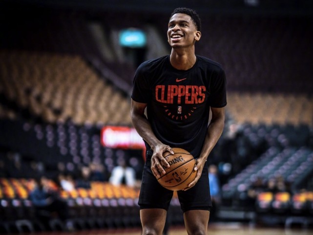 请记住这个名字谢伊吉尔杰斯亚历山大