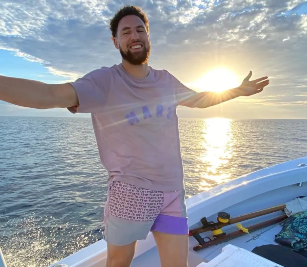 卢尼盛赞汤普森这是我看到的最专注的克莱他变得更强壮