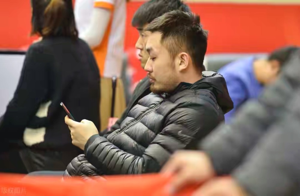 CBA休赛期终极悬念，周琦要去哪？最后的倒计时来临