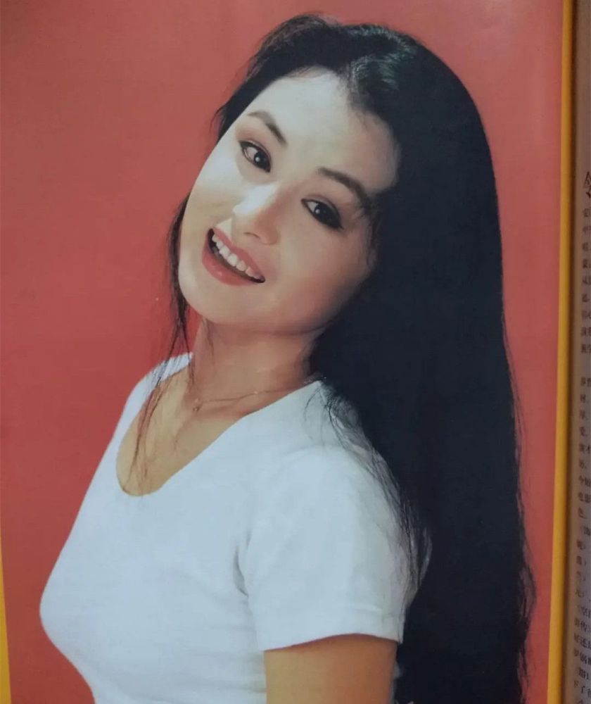 50岁于月仙去世,年轻时照片曝光颜值惊艳,因给弟弟治病放弃生育_腾讯