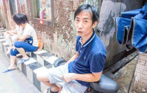广东一包租公身价9亿却在卖鸭仔饭坦言赚得少但过得很开心