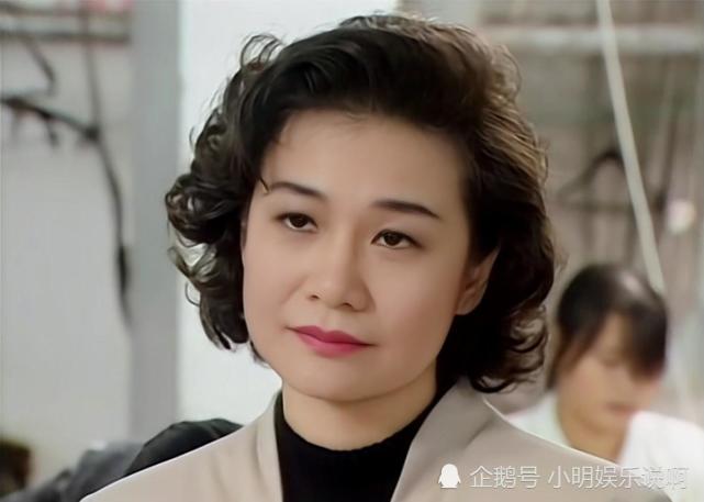 《笑看风云》:芬姨,一个不起眼的角色,却成为我心中的完美女性