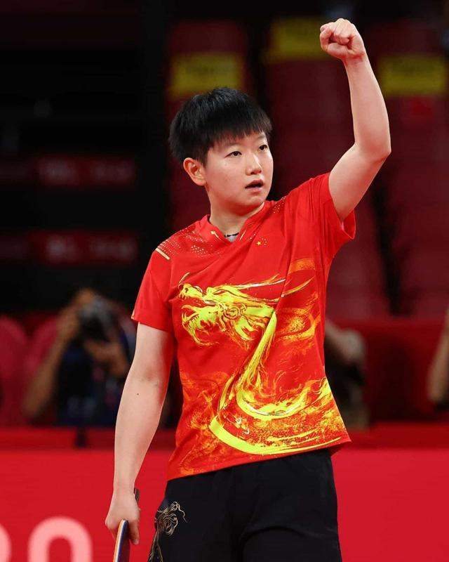 孙颖莎结束比赛后才知道奶奶已经去世3个月_腾讯新闻