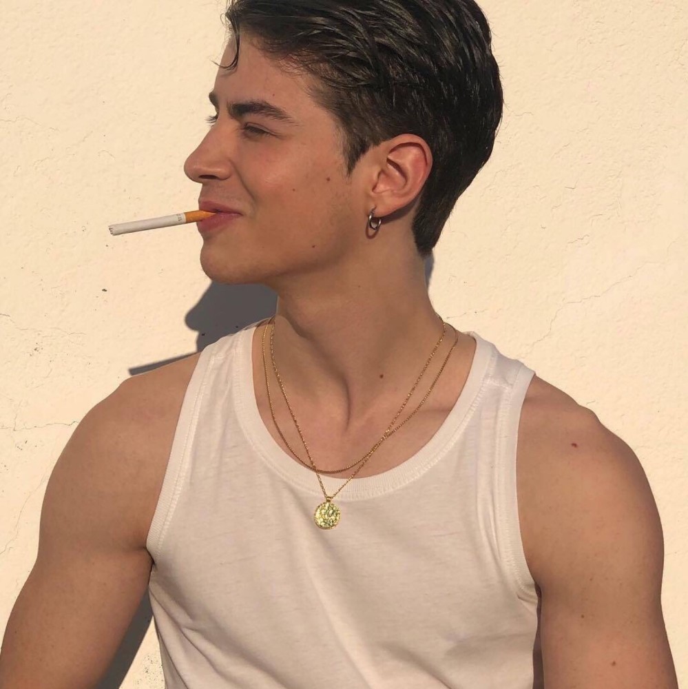 招桃花的欧美风男头|我要像春天对待樱桃树般地对待你