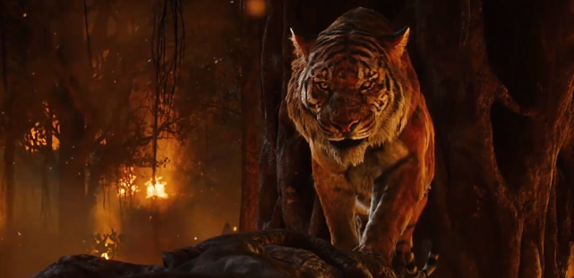 小男孩被狼群收养后,带领着狼群智斗老虎,冒险电影《奇幻森林》