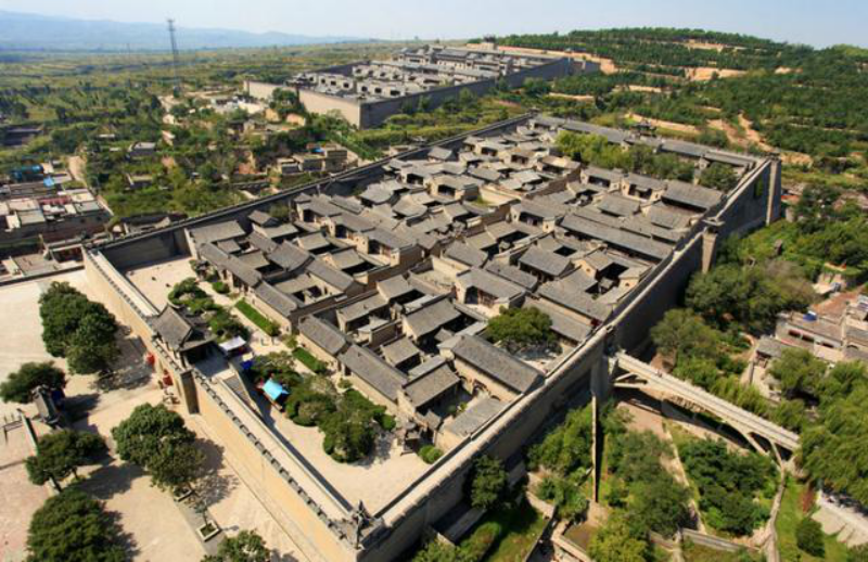 安徽一地主豪宅,有炮楼城墙,建筑工不下4000人,耗时10年建成!