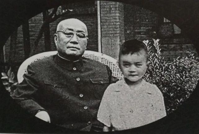 《我心中的父亲》是军神也是慈父，对话刘伯承元帅之子刘蒙将军_腾讯新闻