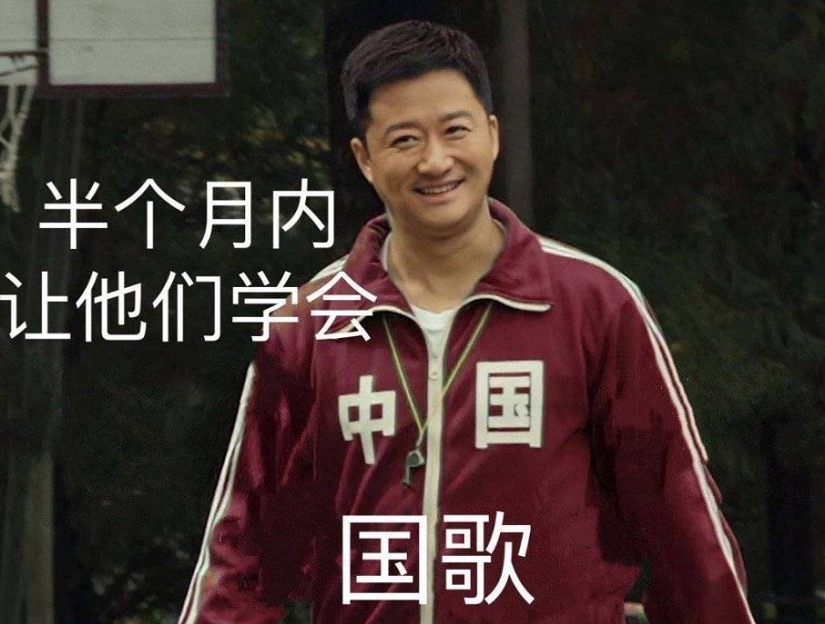 别眼红吴京的表情包那么火了,他对社会的贡献是用满身伤痕拼来的