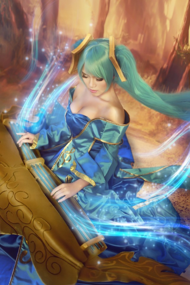 英雄联盟·琴瑟仙女娑娜 cosplay