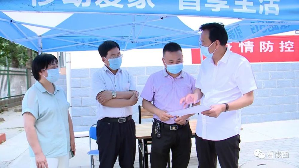 杜万忠在德兴巩昌督查当前重点工作