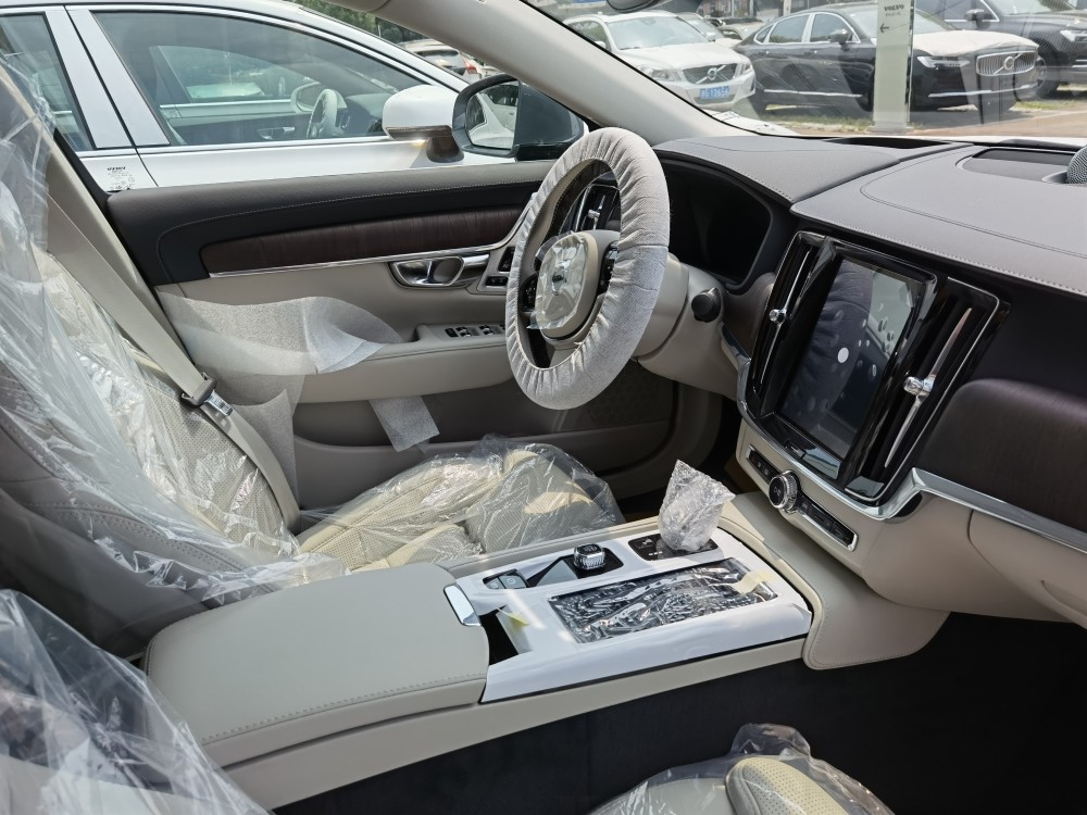 等了沃尔沃s90五个月车机优化半成品阉割刀法太伤人