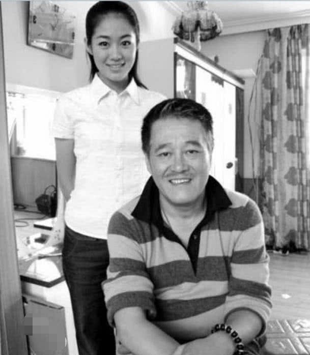 “王小蒙”毕畅：26岁嫁富商，3年生两胎，老公被判14年