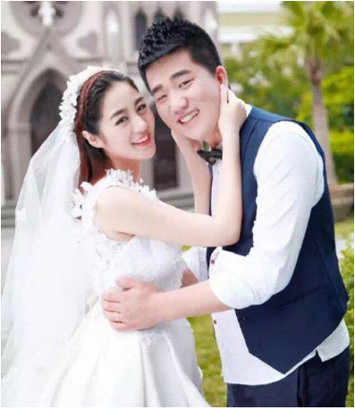 “王小蒙”毕畅：26岁嫁富商，3年生两胎，老公被判14年