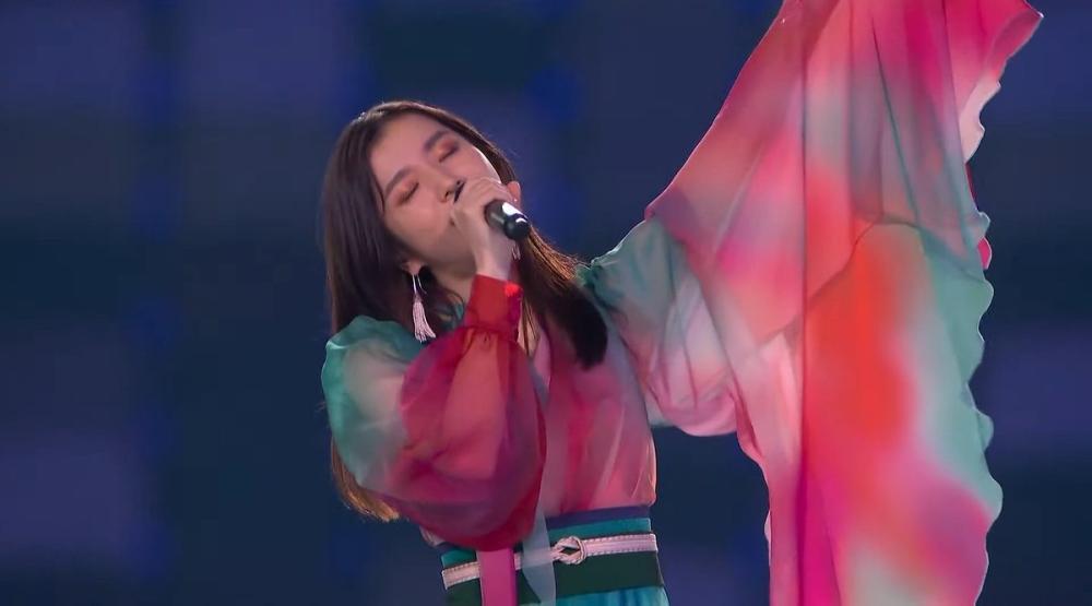 东京奥运会闭幕式出道两年的高颜值女歌手milet献唱为什么是她