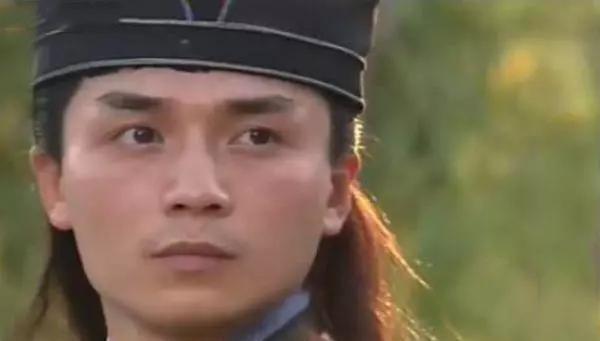 花满楼年幼双目失明如何炼成绝世武功如何与陆小凤成为好友