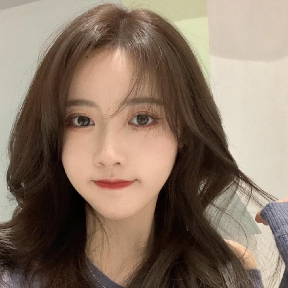 脸又胖又大适合什么刘海选对发型瞬间美出个性