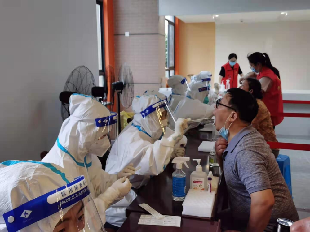 1传35!扬州出现三代传播,有人在核酸检测现场被感染,国人当心