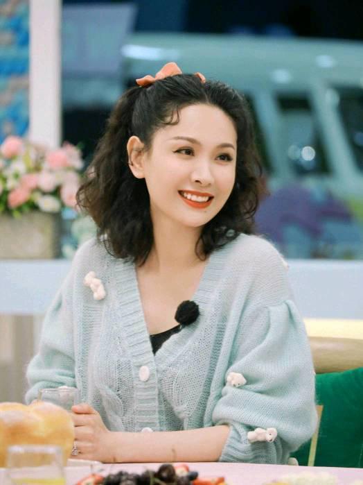 连婆婆也把程莉莎宠上天.