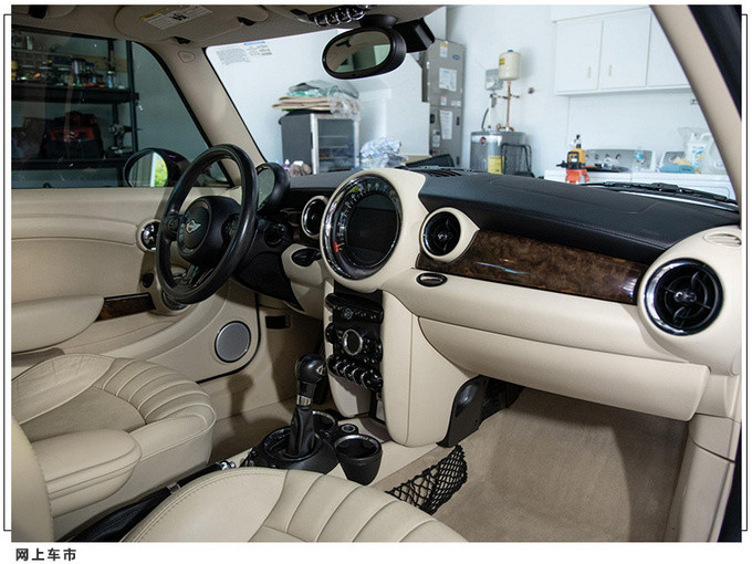 劳斯莱斯版mini正在发售搭16t发动机纯手工打造内饰