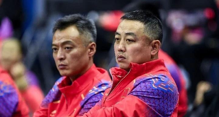 世界组合排行榜_最新世界排名!黄鸭组合下降一位印尼双雄占据前二
