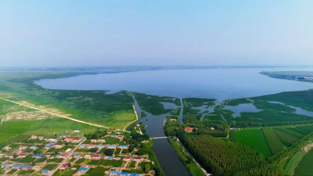 产业兴旺百姓富生态宜居环境美前郭县推进乡村振兴工作侧记