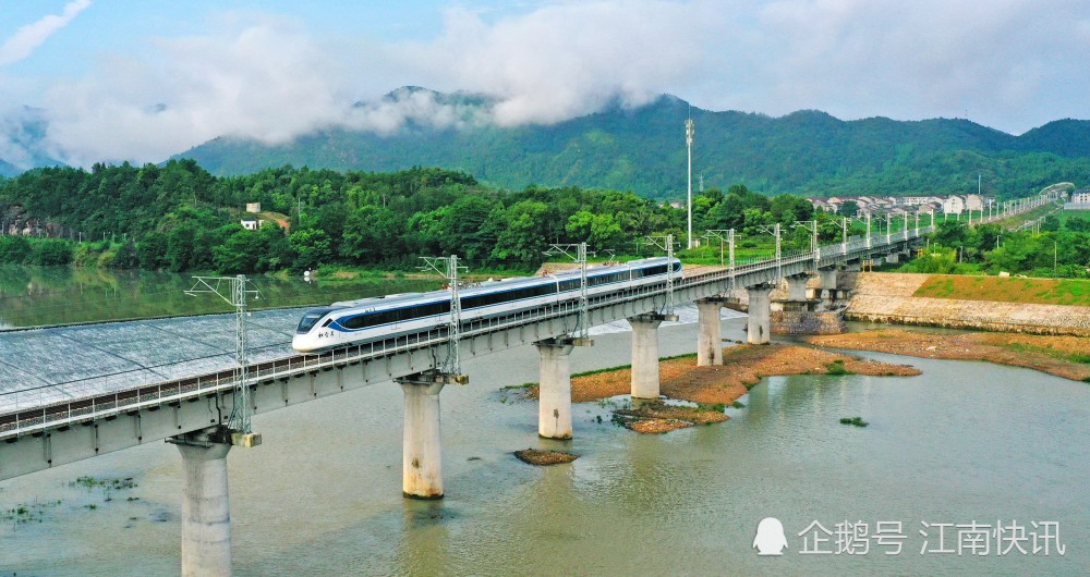 浙江仙居:开通城市轨道交通 助力城乡协同发展