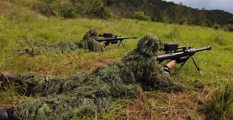 第75集团军某合成旅:一枪毙"敌" 锤炼狙击手实战本领_腾讯新闻