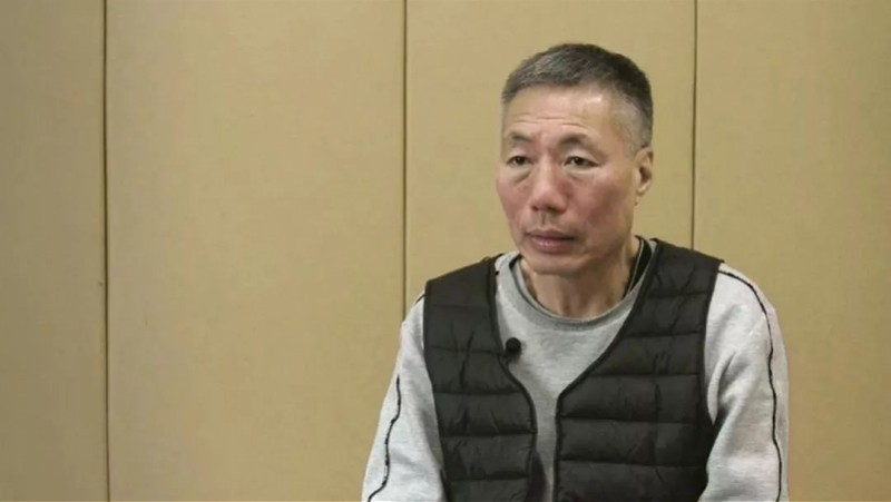 资料图落马老同事被查后仍索贿受贿,一审被判18年黄大功落马一周多后