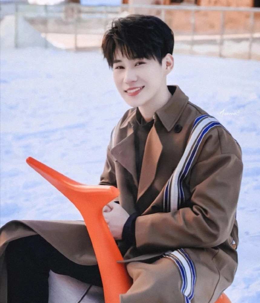 张真源极致温柔张公子