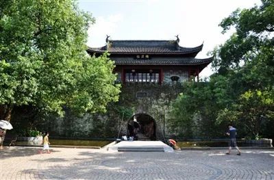 夏夜追风溪南边