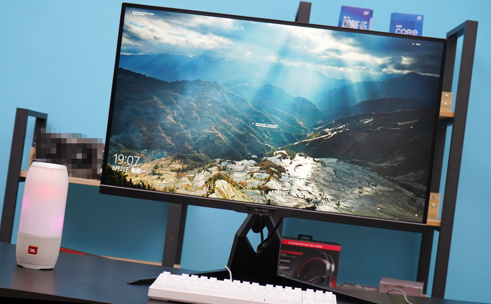 技嘉aorus fi32u电竞显示器评测:4k 144hz的高分高刷屏